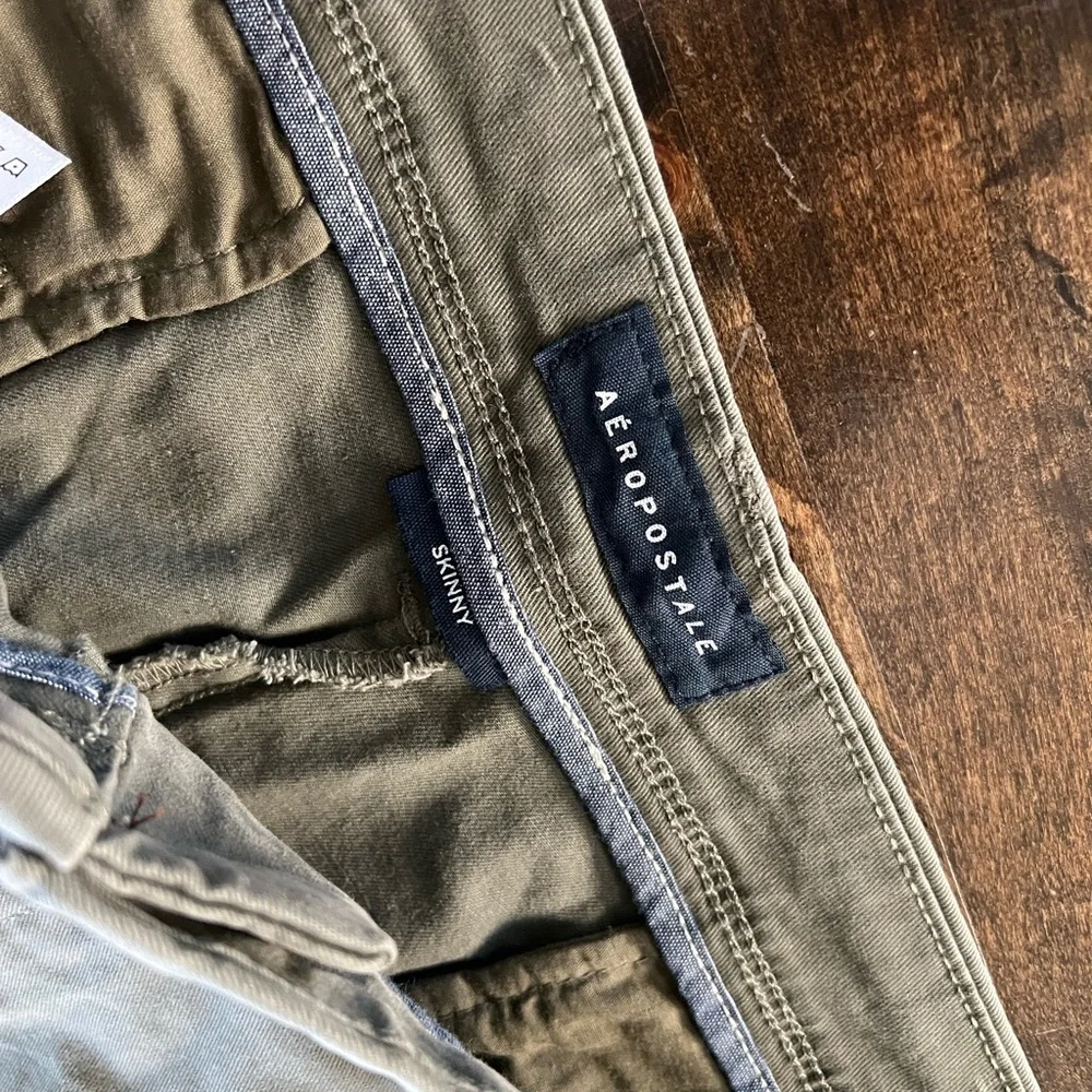 Aeropostale Skinny Stretch Camo Green Chino Pants 42x32